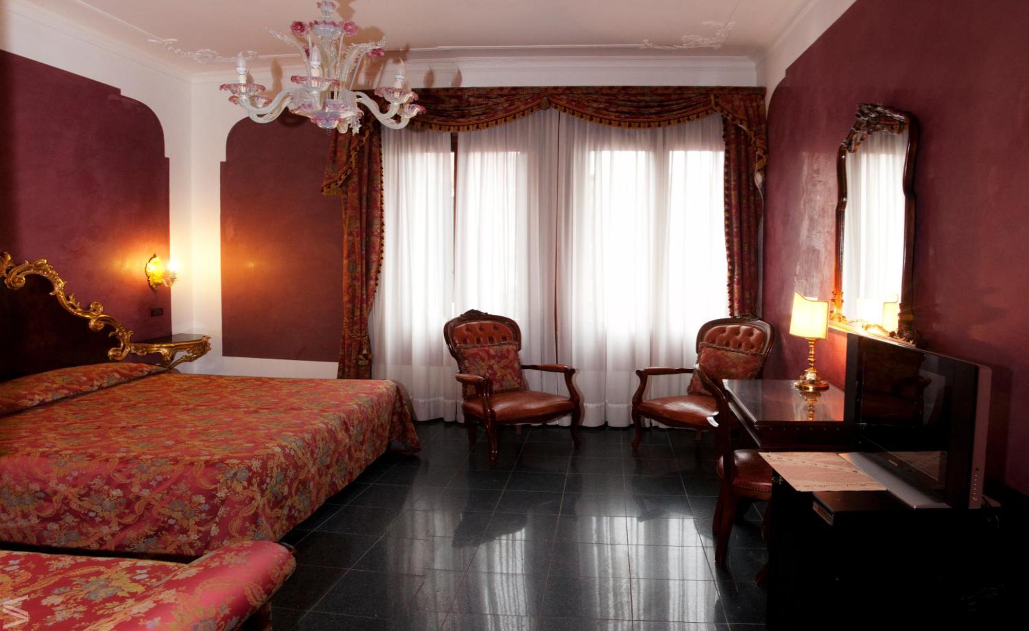 Residenza D'Epoca San Cassiano Hotel Venesia Bagian luar foto
