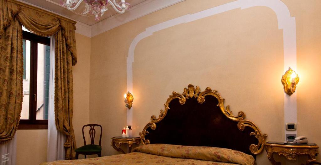 Residenza D'Epoca San Cassiano Hotel Venesia Bagian luar foto
